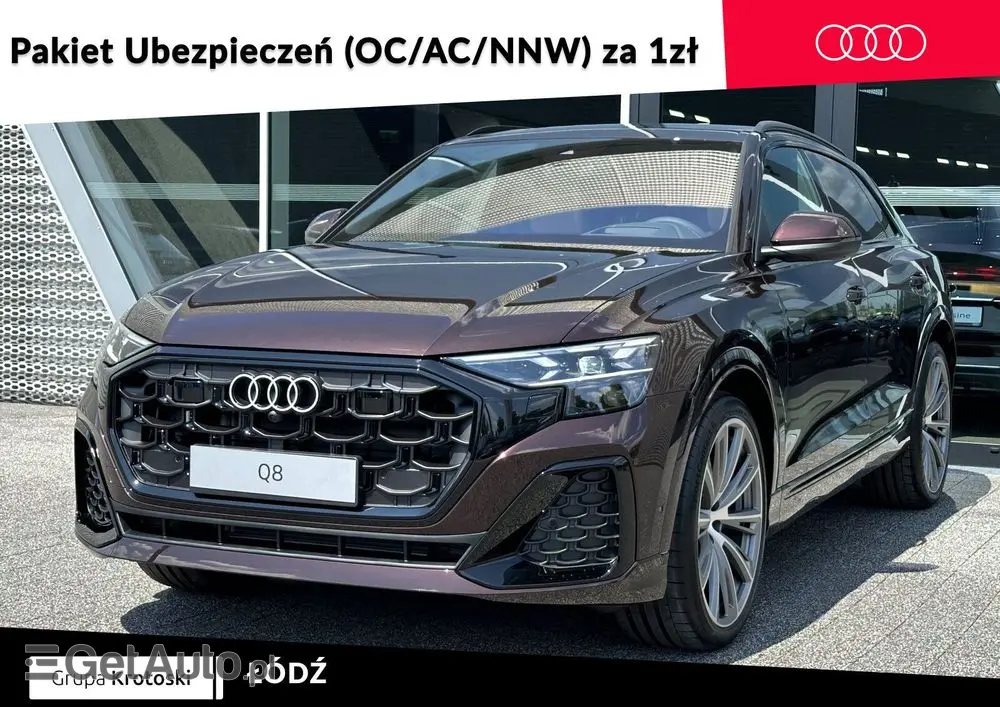 AUDI Q8 