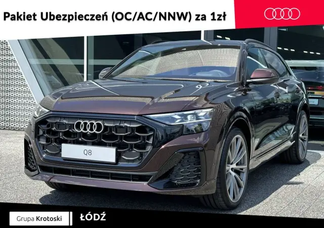 AUDI Q8 