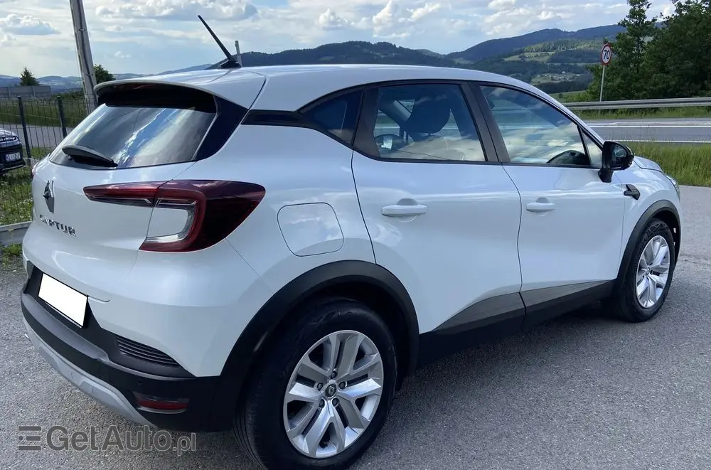 RENAULT Captur 1.3 TCe mHEV Intens EDC