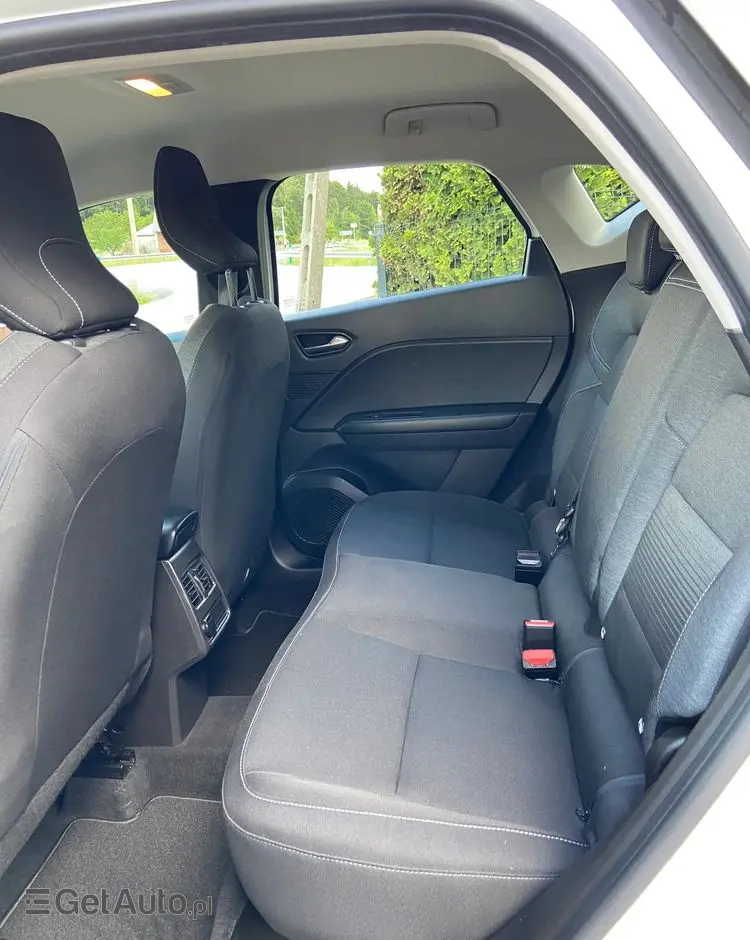 RENAULT Captur 1.3 TCe mHEV Intens EDC