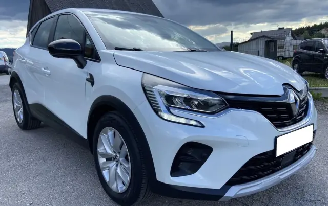 RENAULT Captur 1.3 TCe mHEV Intens EDC