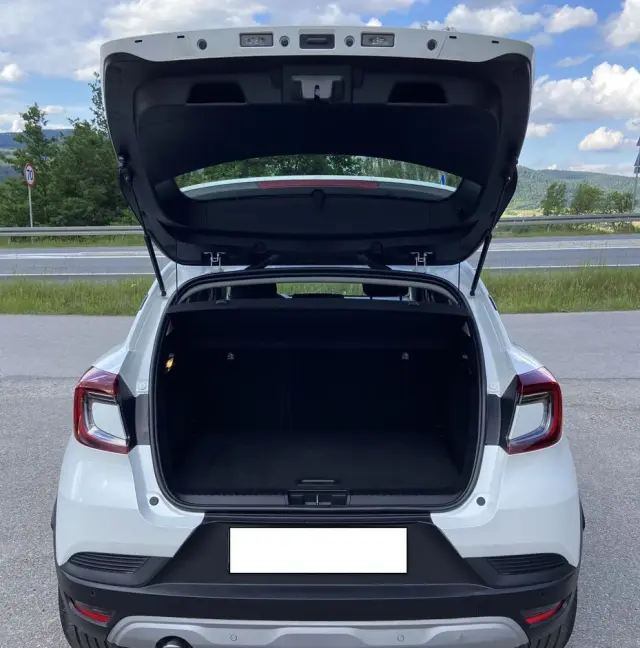 RENAULT Captur 1.3 TCe mHEV Intens EDC