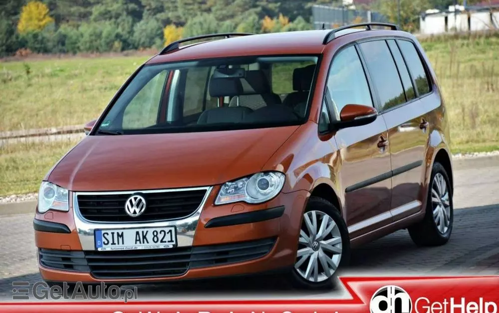 VOLKSWAGEN Touran 