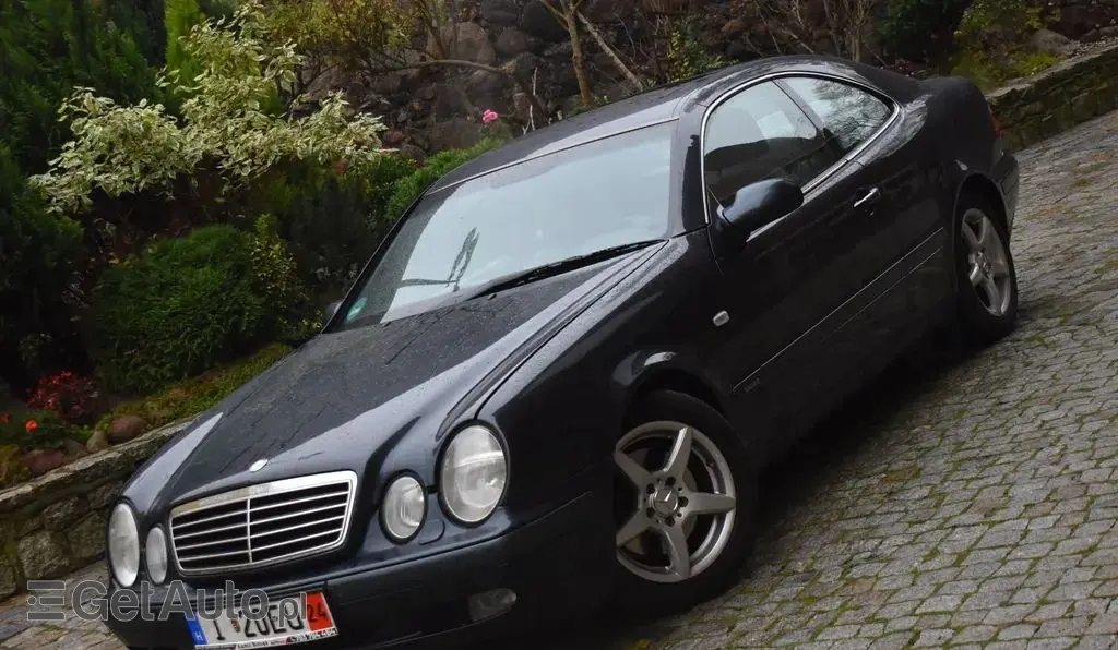 MERCEDES-BENZ CLK 