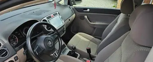 VOLKSWAGEN Golf Plus 