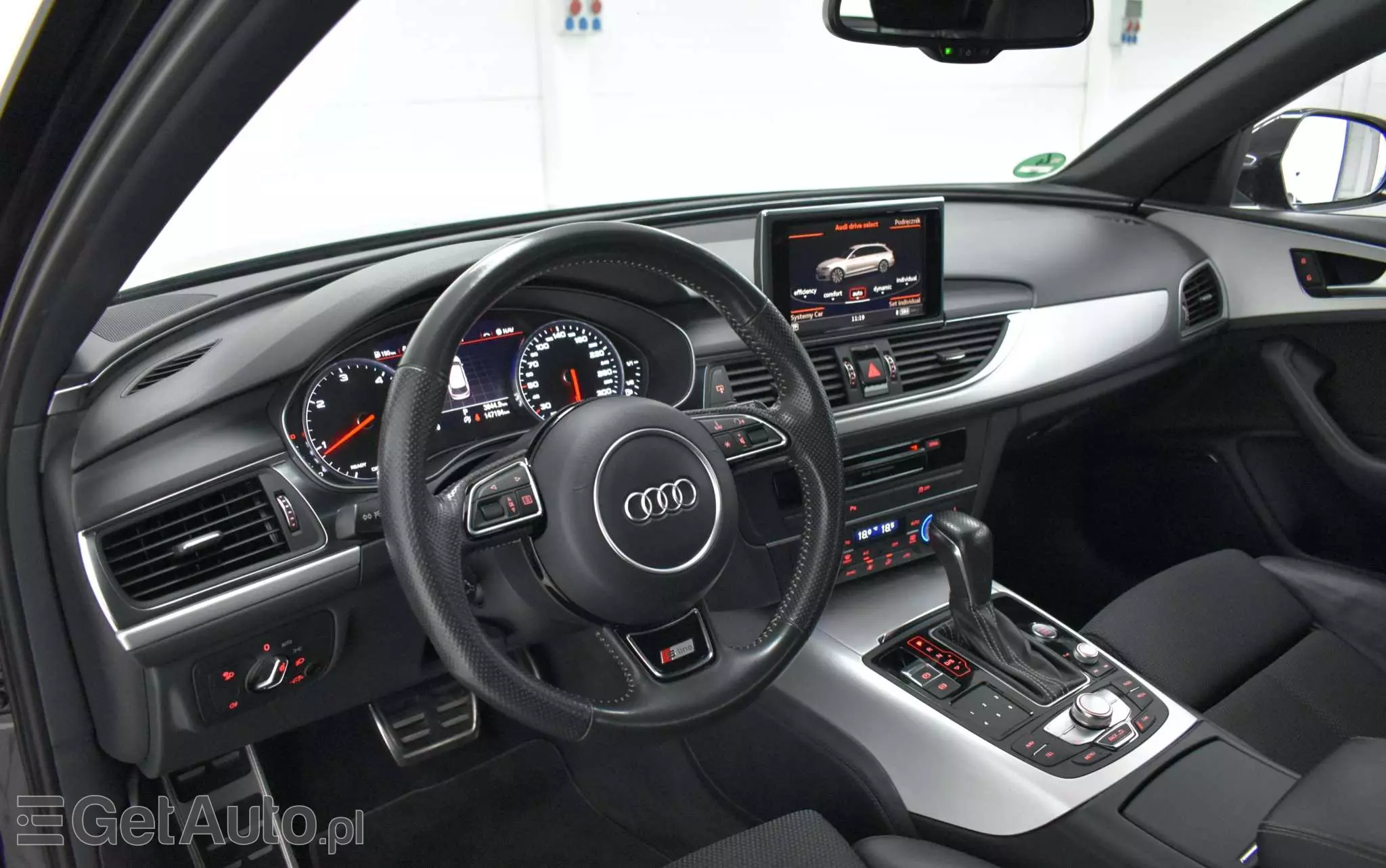 AUDI A6 Avant 2.0 TDI Ultra S tronic