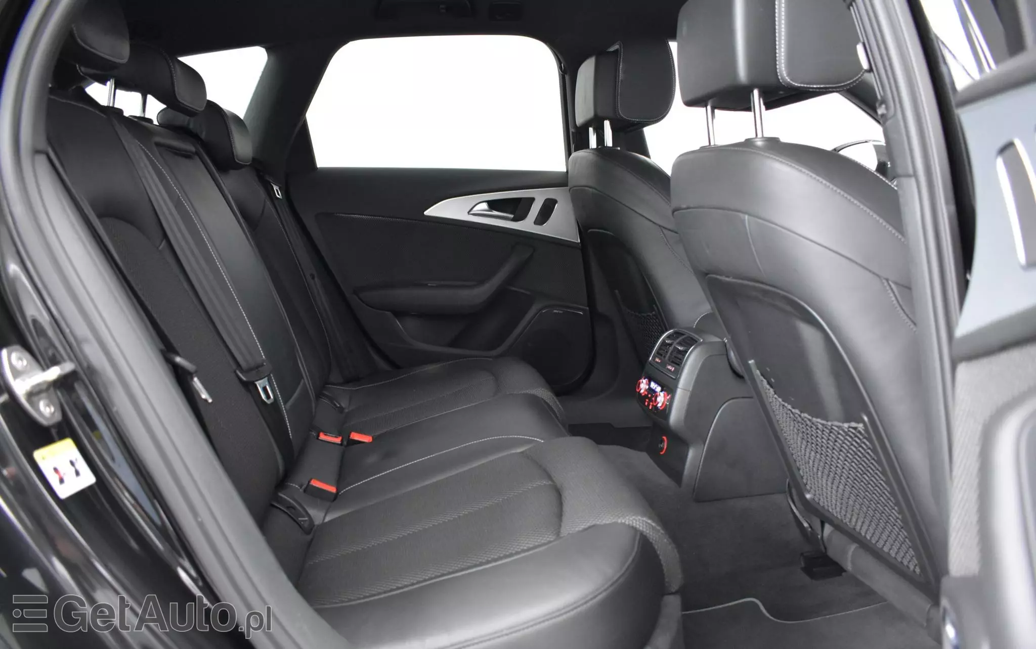 AUDI A6 Avant 2.0 TDI Ultra S tronic