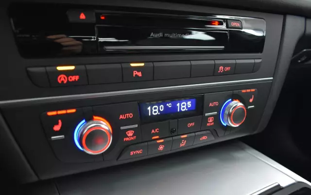 AUDI A6 Avant 2.0 TDI Ultra S tronic