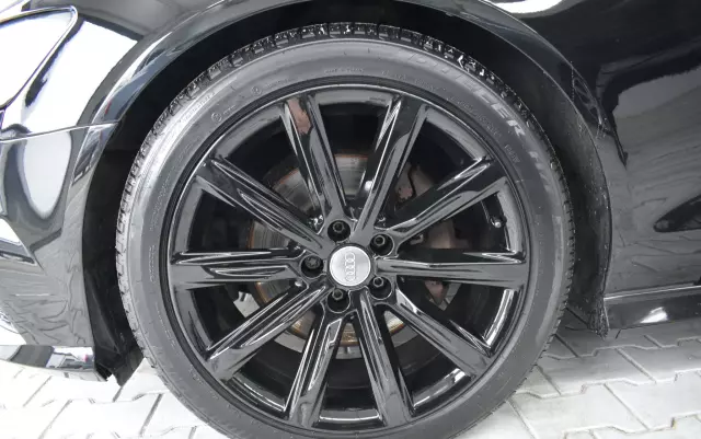 AUDI A6 Avant 2.0 TDI Ultra S tronic