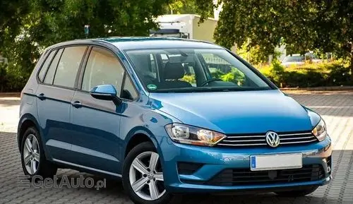 VOLKSWAGEN Golf Sportsvan 
