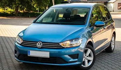 VOLKSWAGEN Golf Sportsvan 