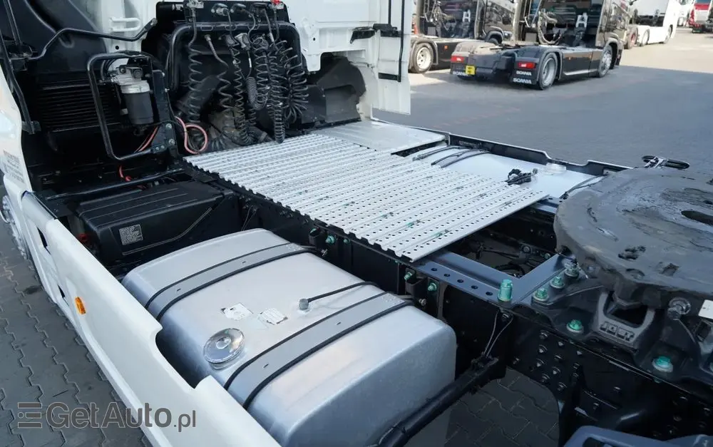 MAN TGX 18.510 / XLX / RETARDER  / NAVI 