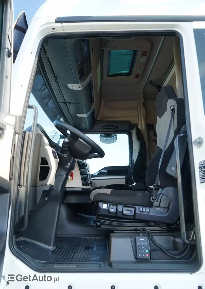 MAN TGX 18.510 / XLX / RETARDER  / NAVI 