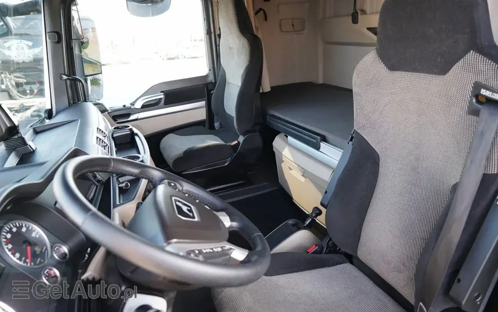 MAN TGX 18.510 / XLX / RETARDER  / NAVI 