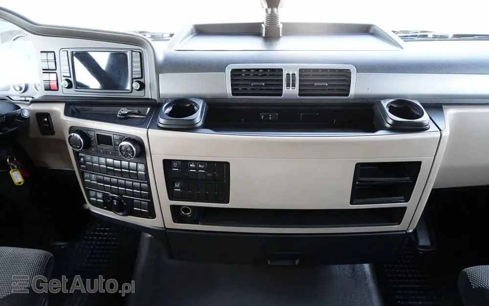 MAN TGX 18.510 / XLX / RETARDER  / NAVI 