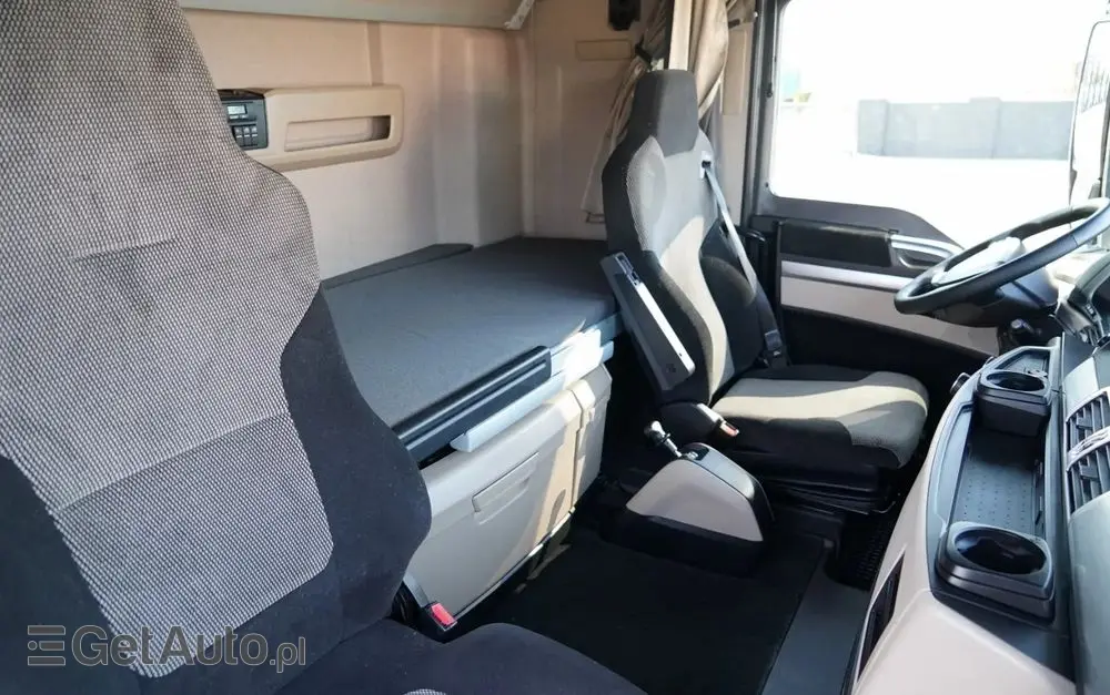 MAN TGX 18.510 / XLX / RETARDER  / NAVI 