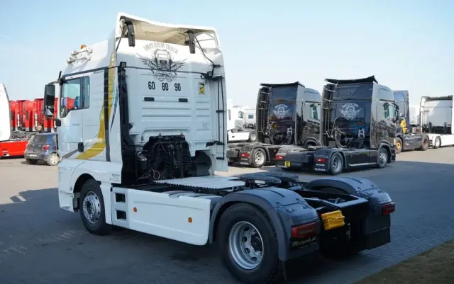 MAN TGX 18.510 / XLX / RETARDER  / NAVI 