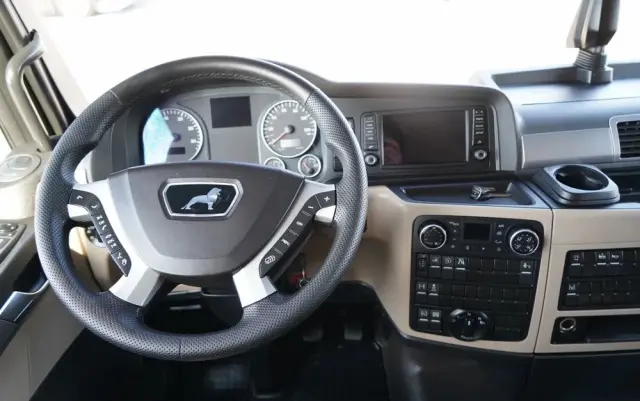 MAN TGX 18.510 / XLX / RETARDER  / NAVI 