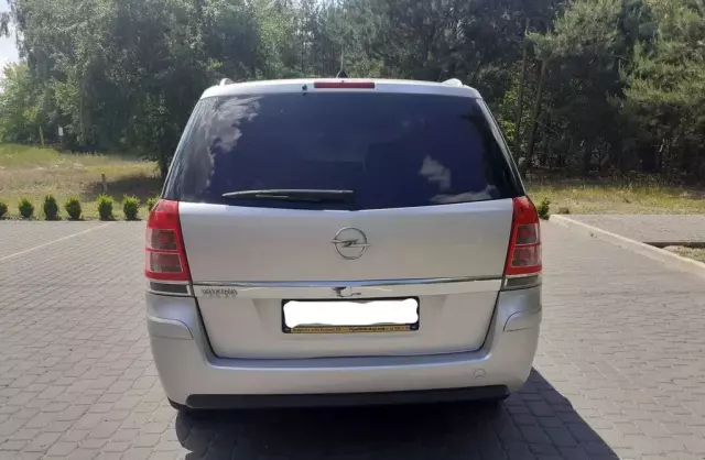 OPEL Zafira 
