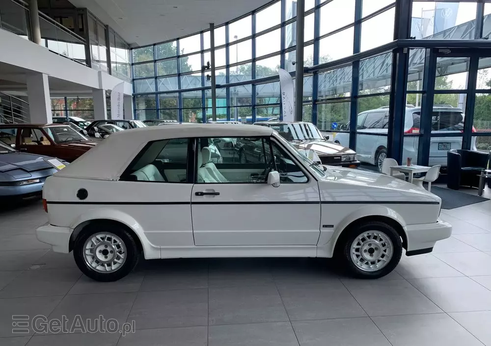 VOLKSWAGEN Golf Cabriolet 1.8 