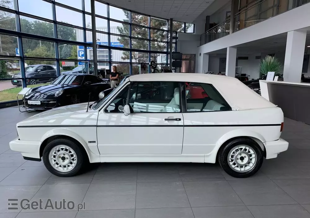 VOLKSWAGEN Golf Cabriolet 1.8 