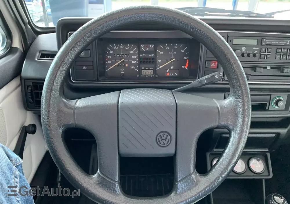 VOLKSWAGEN Golf Cabriolet 1.8 