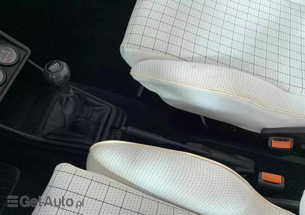 VOLKSWAGEN Golf Cabriolet 1.8 