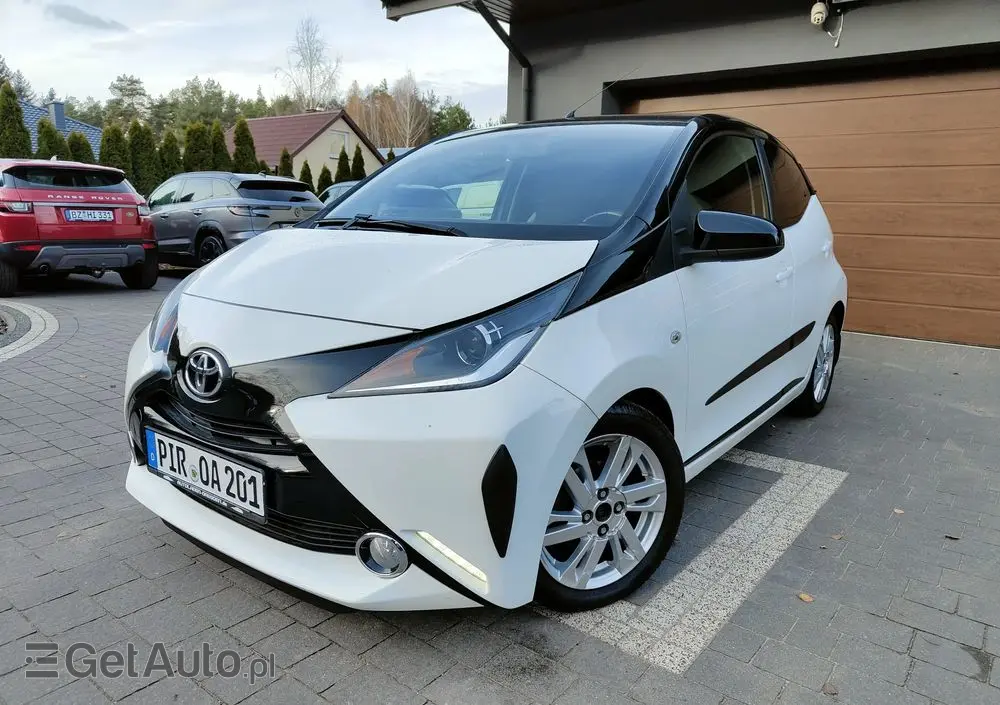 TOYOTA Aygo X