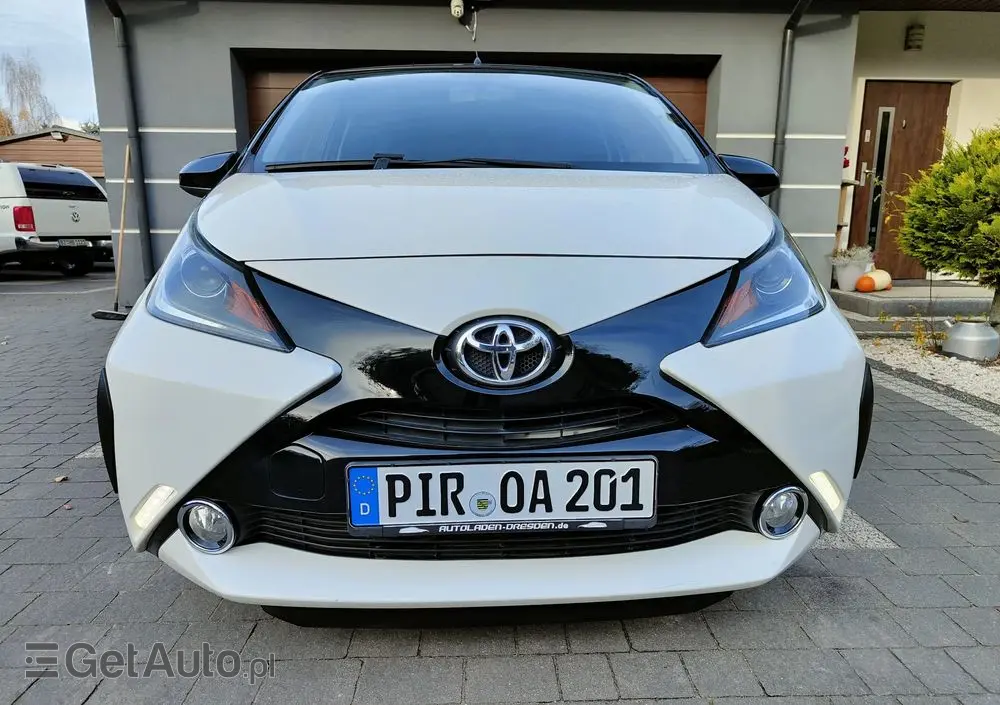 TOYOTA Aygo X
