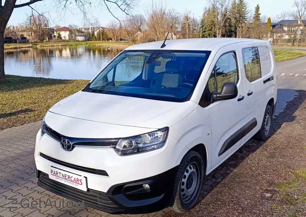 TOYOTA Proace City 