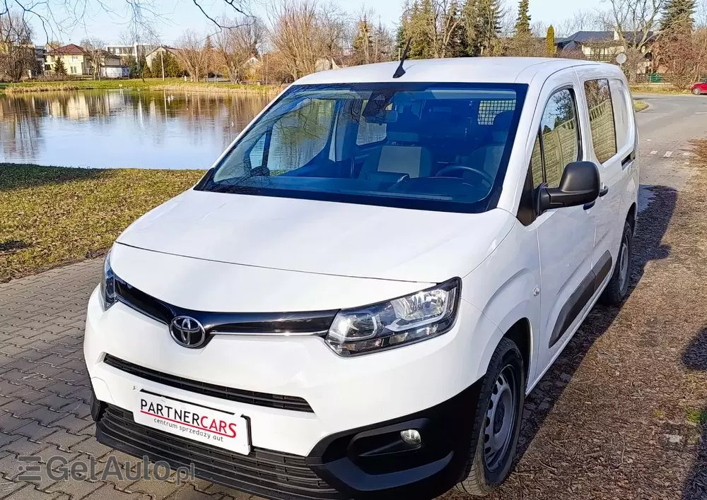 TOYOTA Proace City 