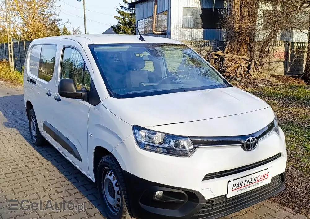 TOYOTA Proace City 
