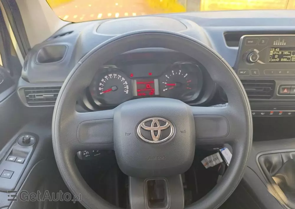 TOYOTA Proace City 