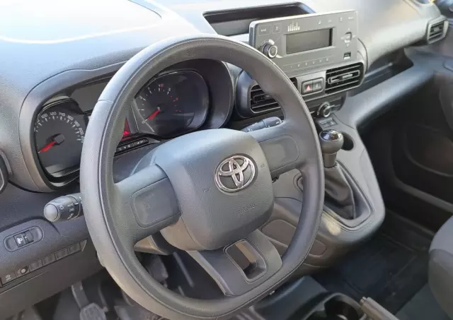 TOYOTA Proace City 