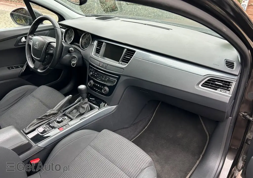 PEUGEOT 508 HDi FAP 140 Family