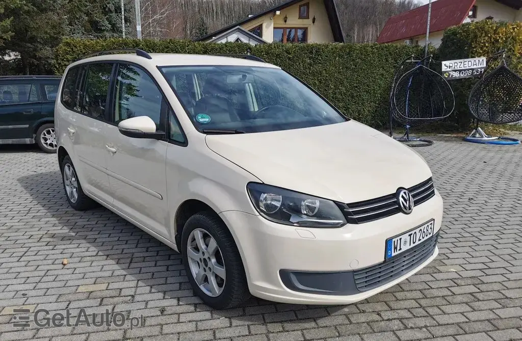 VOLKSWAGEN Touran 
