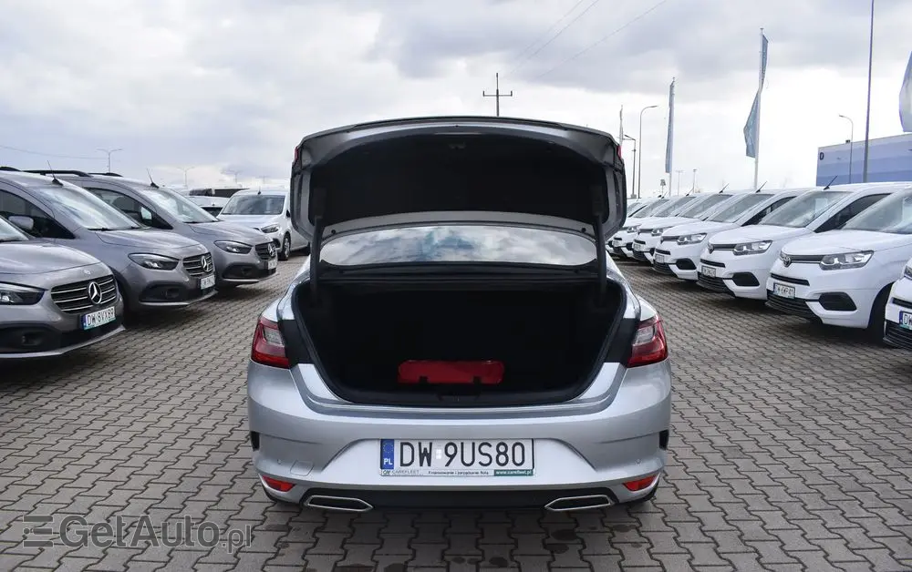 RENAULT Megane 1.3 TCe FAP Intens EDC