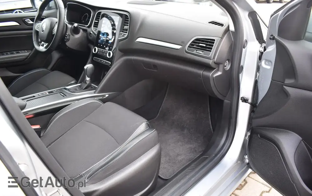 RENAULT Megane 1.3 TCe FAP Intens EDC