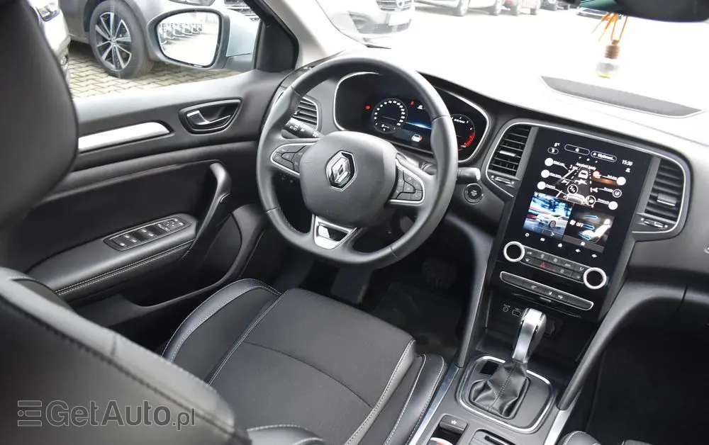 RENAULT Megane 1.3 TCe FAP Intens EDC