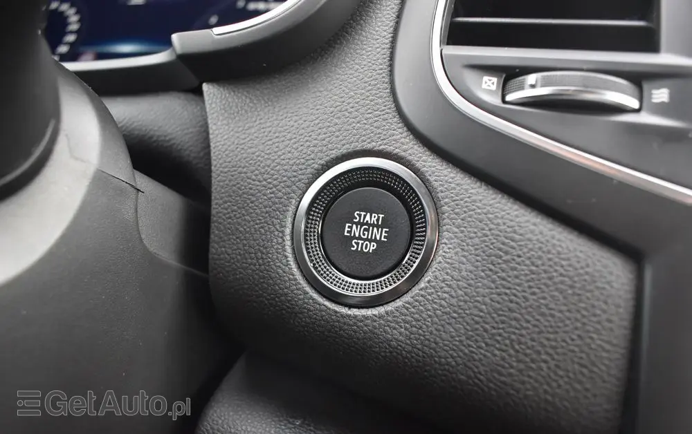 RENAULT Megane 1.3 TCe FAP Intens EDC