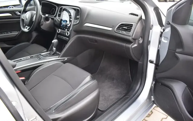 RENAULT Megane 1.3 TCe FAP Intens EDC