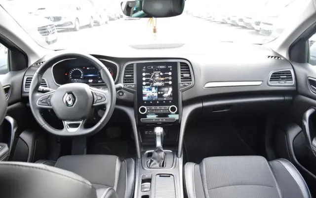 RENAULT Megane 1.3 TCe FAP Intens EDC