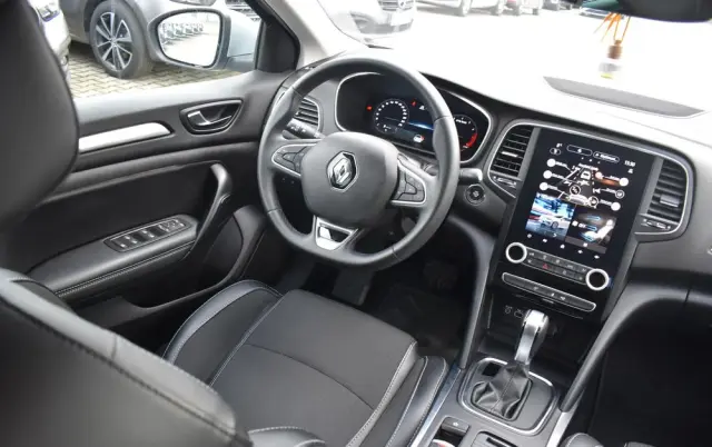 RENAULT Megane 1.3 TCe FAP Intens EDC