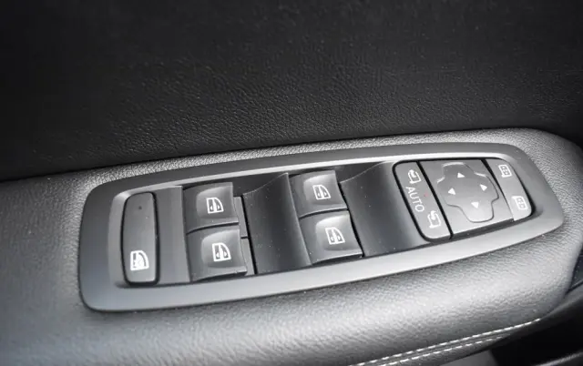 RENAULT Megane 1.3 TCe FAP Intens EDC