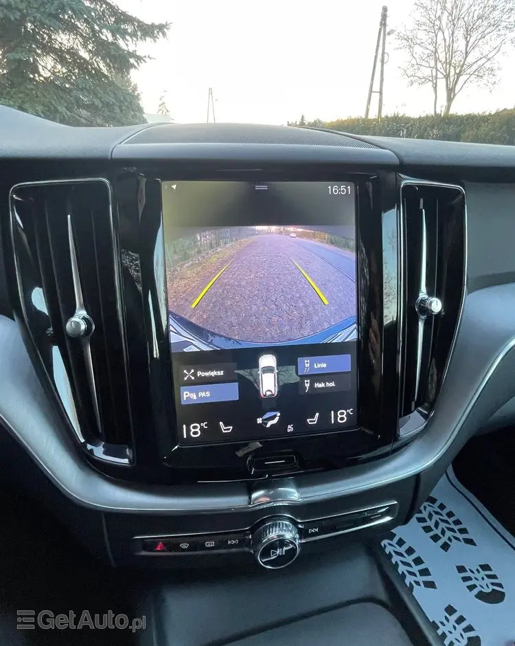 VOLVO XC 60 D4 Geartronic Momentum