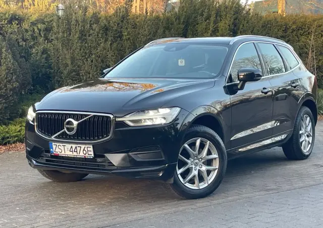 VOLVO XC 60 D4 Geartronic Momentum
