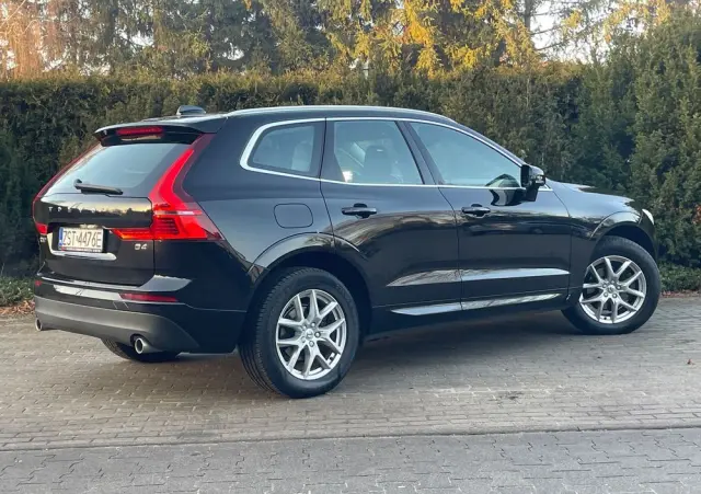 VOLVO XC 60 D4 Geartronic Momentum