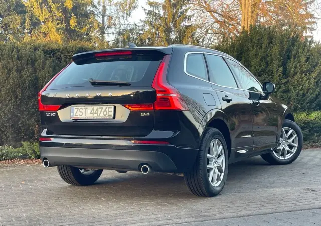VOLVO XC 60 D4 Geartronic Momentum