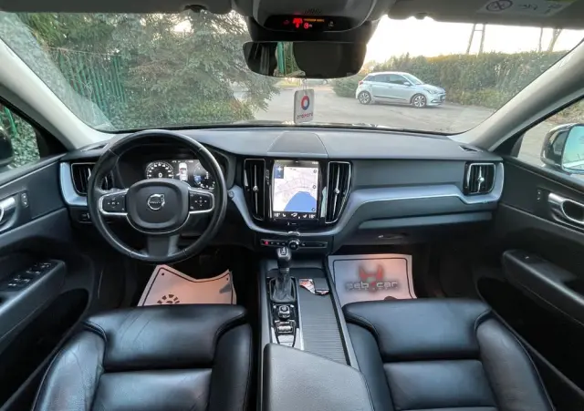 VOLVO XC 60 D4 Geartronic Momentum