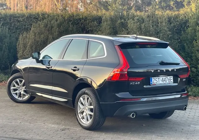 VOLVO XC 60 D4 Geartronic Momentum
